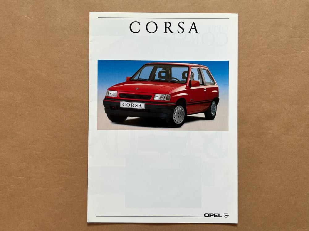 Corsa A – Autoprospekte-Sammlung