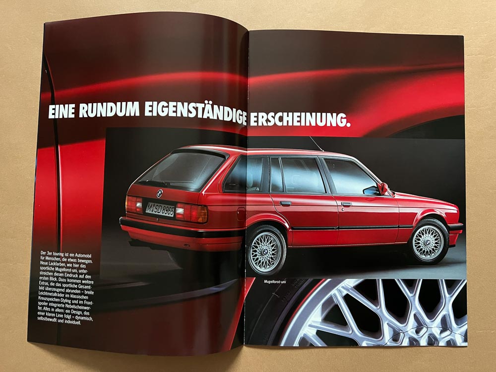 Facelift Katalog vom neuen BMW 3er Reihe Touring G21 Modelljahr 2023 :  Autoliteratur Höpel